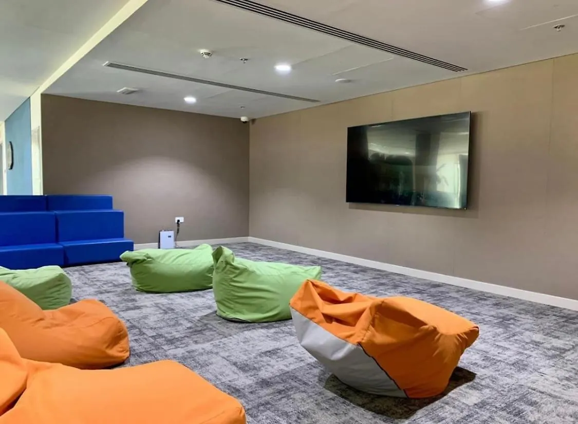 Waterfront Heaven Studio Yas Island Abu Dhabi